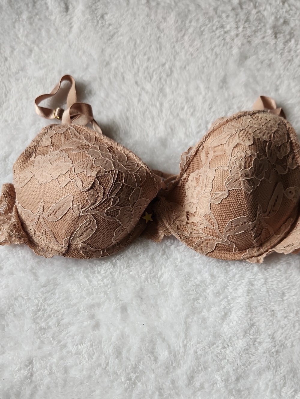 Fame Lace 34 B  Push-Up Bra in Nude